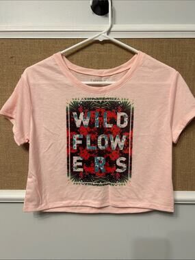 Decree Pink Crop Tee with Wild Flowers Graphic